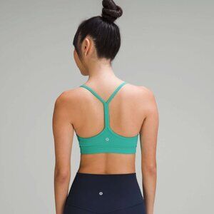 Lululemon Flow Y Bra Nulu *Light Support, A-C Cups Kelly Green